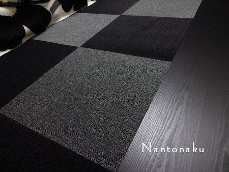 NANTONAKU　黒の床とかお布団は落ち着くけど　実はホコリや汚れが目立ちます2
