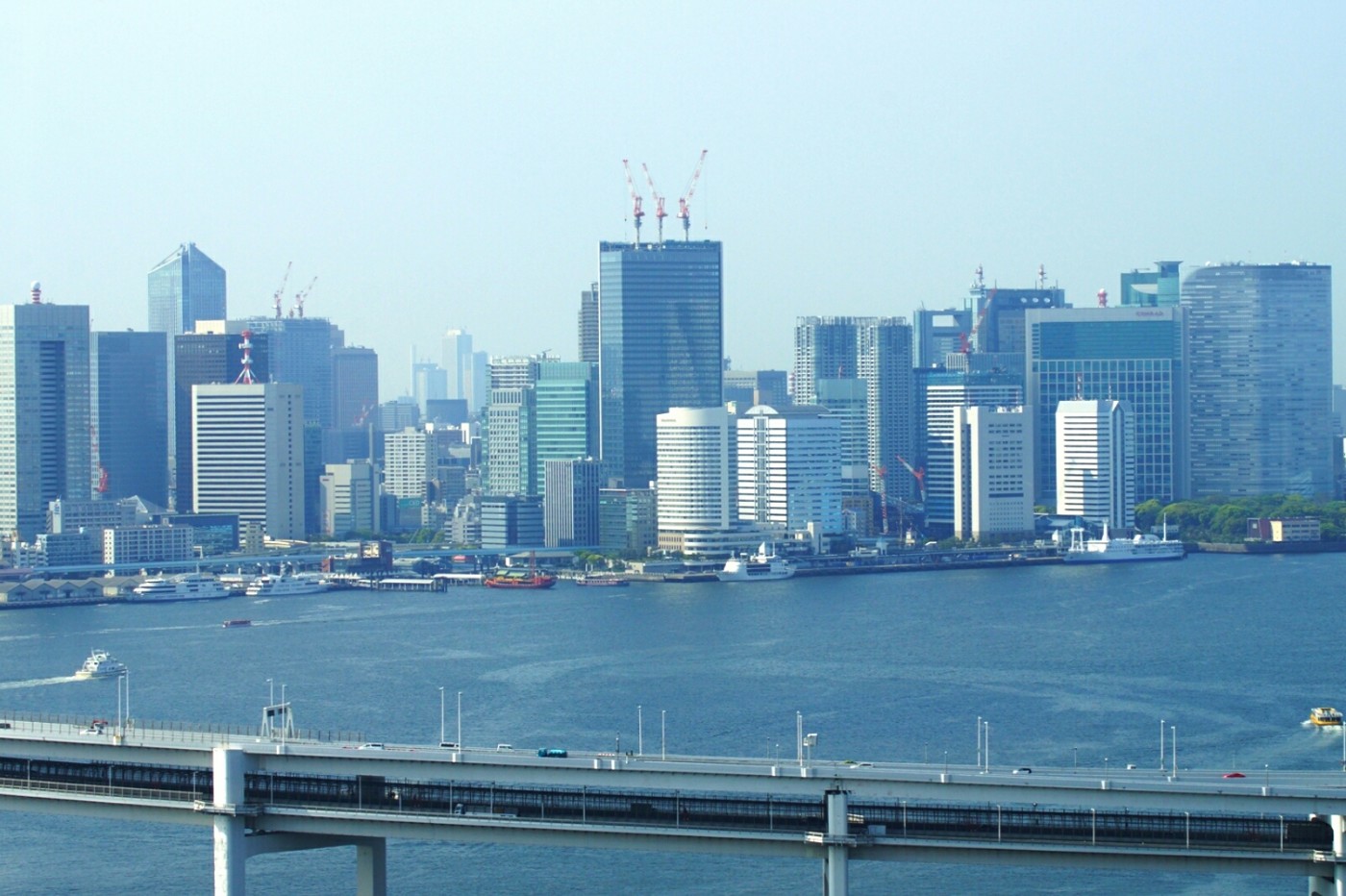 フジテレビ展望台から見た東京都心の超高層ビル群 風景写真