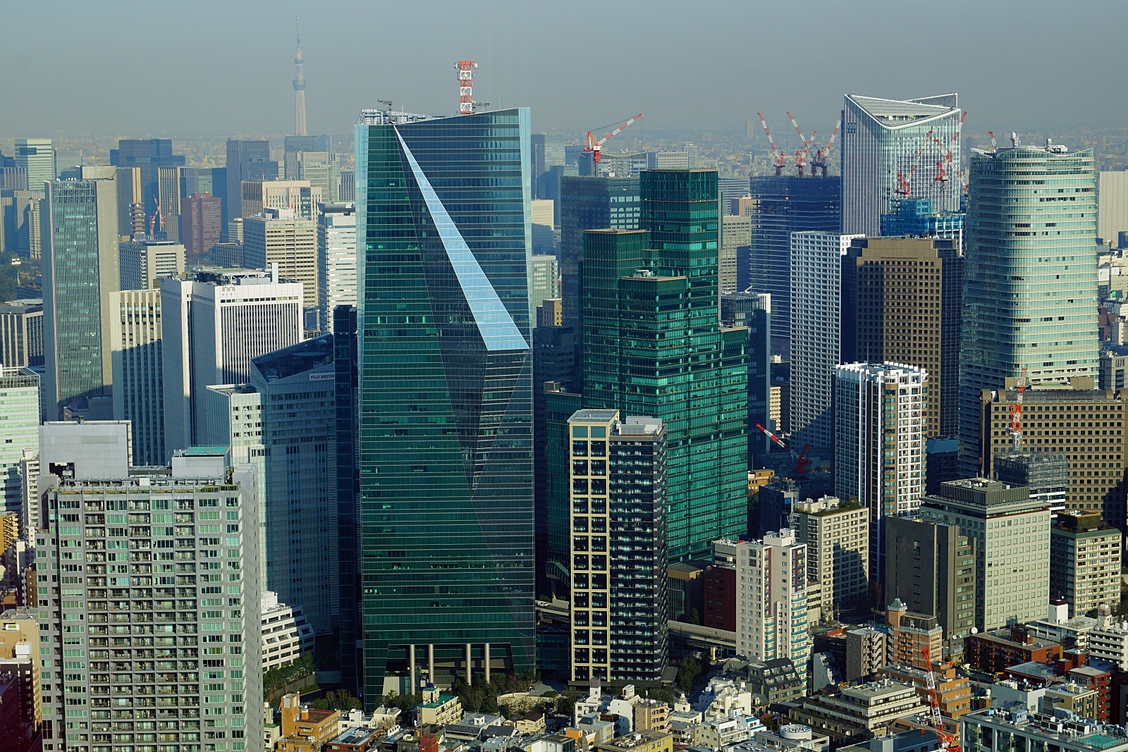 六本木ヒルズ森タワー展望台 東京シティビュー から見た東京都心の超高層ビル群 19 風景写真